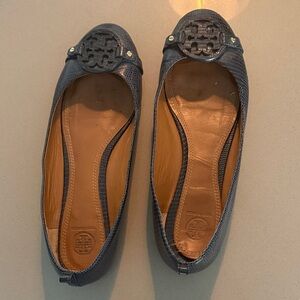 Tory Burch Textured Blue Loafers